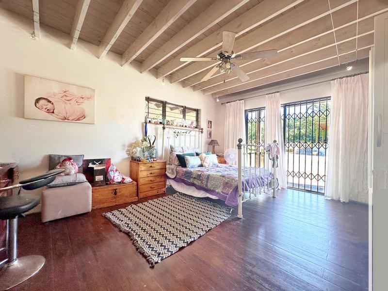 5 Bedroom Property for Sale in Klein Dassenberg Western Cape